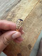 22 karaats gouden herenring met amethist, Sieraden, Tassen en Uiterlijk, Ringen, 19 tot 20, Heer, Ophalen of Verzenden, Zo goed als nieuw