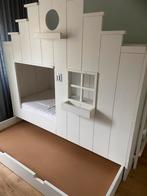 Fantastisch bed huis met 3 slaapplekken, Kinderen en Baby's, Kinderkamer | Stapelbedden en Hoogslapers, Ophalen, Zo goed als nieuw