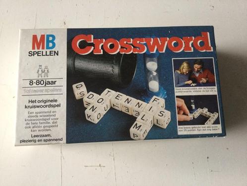 Crossword Woorden spel, Hobby en Vrije tijd, Gezelschapsspellen | Bordspellen, Gebruikt, Een of twee spelers, Drie of vier spelers