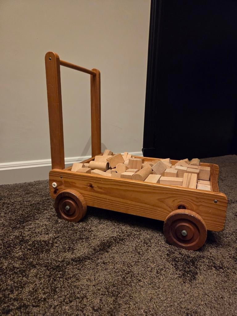 Vintage Blokkenkar met Houten Blokken, Ophalen, Gebruikt, Duw- of Trekspeelgoed