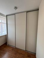 Inbouwkast, drie schuifdeuren, max hoogte 268 cm, Huis en Inrichting, Kasten | Kledingkasten, Ophalen, 200 cm of meer, Met hangruimte