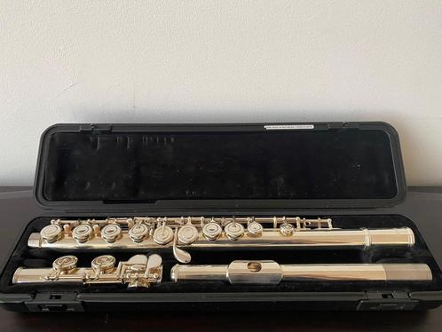 Yamaha YFL 212, Muziek en Instrumenten, Blaasinstrumenten | Dwarsfluiten en Piccolo's, Zo goed als nieuw, Dwarsfluit, Met koffer of tas