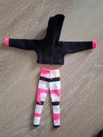Barbie kleding, Ophalen of Verzenden, Zo goed als nieuw, Kleertjes