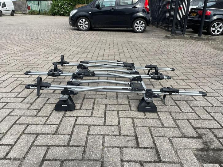 3x Thule freeride fietsdragers + dakdragers Suzuki Swift, Auto diversen, Fietsendragers, Gebruikt, Dakdrager, 3 fietsen of meer