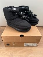 Nieuw UGG Classic Maxi short boot enkelboots zwart maat 36, Zwart, Overige typen, Nieuw, Ophalen of Verzenden