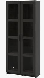 Zwarte vitrinekast met glazen deuren, 150 tot 200 cm, 25 tot 50 cm, Glas, Gebruikt