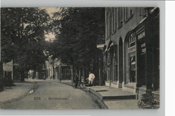 Ede Grootestraat Meubelfabriek rechts, Verzamelen, Ansichtkaarten | Nederland, Gelopen, Gelderland, Voor 1920, Ophalen of Verzenden