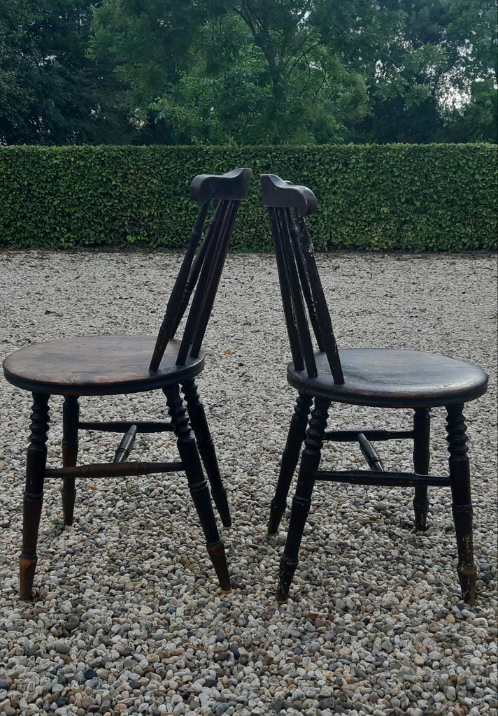 Vintage spijlenstoelen Zweden Sävstjö Stolindustri, Antiek en Kunst, Antiek | Meubels | Stoelen en Banken, Ophalen of Verzenden