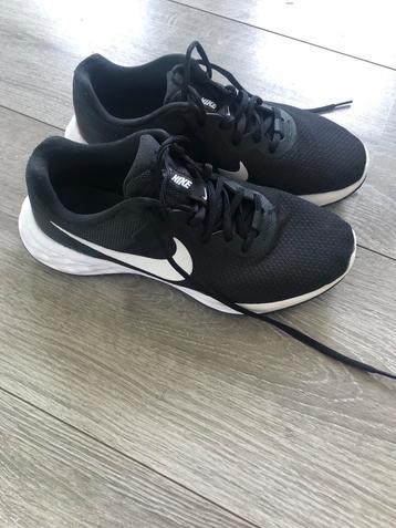 Nike hardloopschoenen gymschoenen maat 40,5 beschikbaar voor biedingen