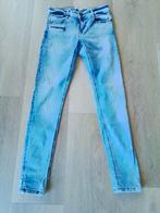 Skinny spijkerbroek ZHRILL mt 28. Lengte 98 cm, Kleding | Dames, Spijkerbroeken en Jeans, Ophalen of Verzenden, Zo goed als nieuw