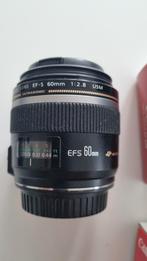 Canon EF-S 60mm f/2.8 Macro USM Lens, Ophalen of Verzenden, Zo goed als nieuw, Macrolens, Zoom
