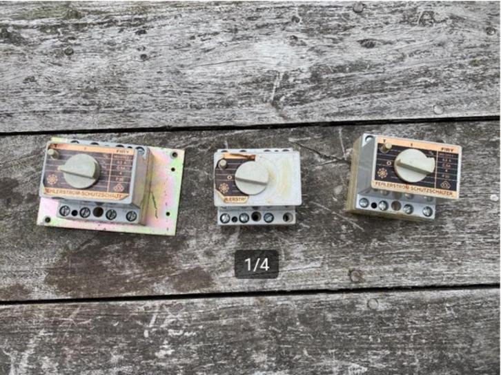 3 Aardlekschakelaars 63Ampère met maximaal 4 groepen, Doe-het-zelf en Verbouw, Elektra en Kabels, Gebruikt, Overige typen, Ophalen of Verzenden