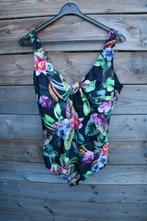 Badpak zwart/ kleur bloem Naturana mt 50 C Cup vaste prijs, Zwart, Ophalen of Verzenden, Zo goed als nieuw, Lingerie of Zwemkleding