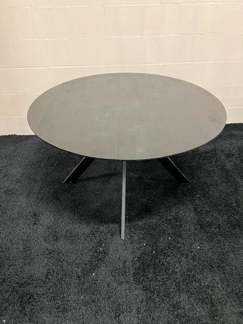 Eettafel rond zwart 130cm mangohout, Huis en Inrichting, Tafels | Eettafels, Zo goed als nieuw, 100 tot 150 cm, Rond, Ophalen of Verzenden