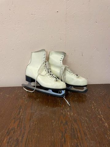 Kunstschaatsen - Maat 41 beschikbaar voor biedingen