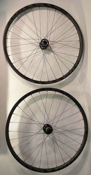 9th Wave Bourne Carbon 29er boost wielset MTB beschikbaar voor biedingen