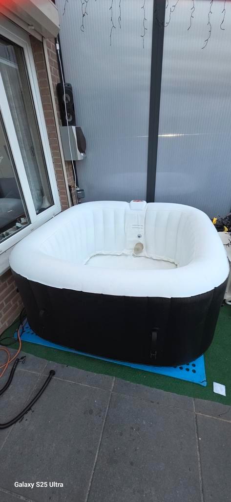 Jacuzzi, Tuin en Terras, Bubbelbaden en Hottubs, Gebruikt, Opblaasbaar, Afdekzeil, Grondzeil, Ophalen