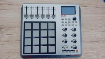 AKAI MPD24 beschikbaar voor biedingen