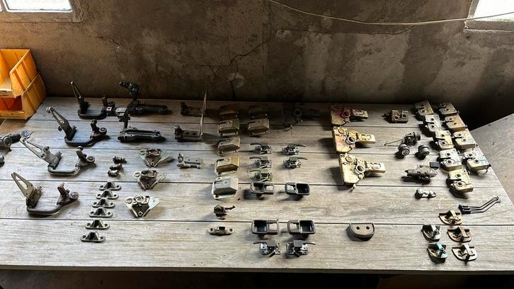 VW T3 hang- en sluitwerk, geleiders schuifdeur, achterklep, Auto-onderdelen, Carrosserie en Plaatwerk, Ophalen of Verzenden