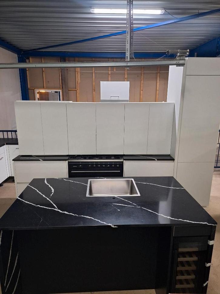Complete keuken Compleet met APP 120Keukens op voorraad 2881, Huis en Inrichting, Keuken | Complete keukens, Zo goed als nieuw