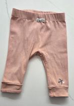 Feetje oudroze broekje maat 62, Kinderen en Baby's, Babykleding | Maat 62, Broekje, Meisje, Ophalen of Verzenden, Zo goed als nieuw