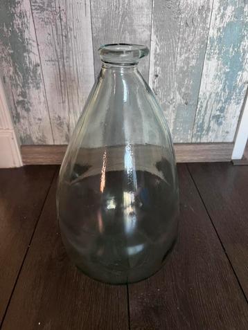 Mooie grote glazen vaas - 38 cm hoog beschikbaar voor biedingen