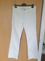 Witte loose fit jeans, Lang, Maat 38/40 (M), Ophalen of Verzenden, Wit
