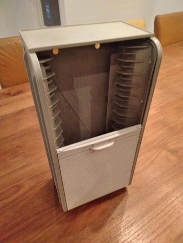 Rolykit opbergdozen voor CD's en muziekcassettes beschikbaar voor biedingen