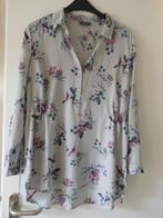 Mooie lange blouse met vogels en bloemen, Ophalen of Verzenden, Zo goed als nieuw, Maat 42/44 (L), Blauw