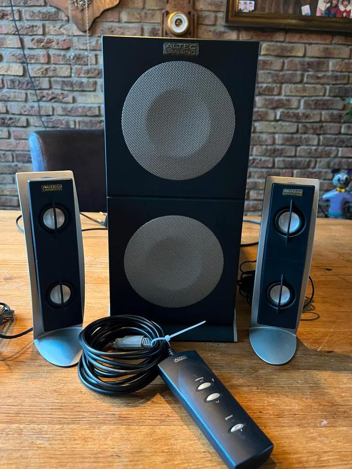 Altec Lansing 2100 2.1 Speakerset, Audio, Tv en Foto, Luidsprekers, Gebruikt, Front, Rear of Stereo speakers, Minder dan 60 watt