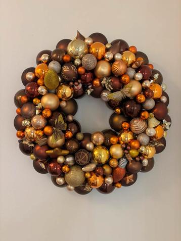 Kerstkrans thema goud beschikbaar voor biedingen