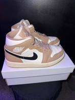 Nike Air Jordan 1 Mid WMNS Desert maat 38,5, Beige, Nike, Ophalen of Verzenden, Sneakers of Gympen