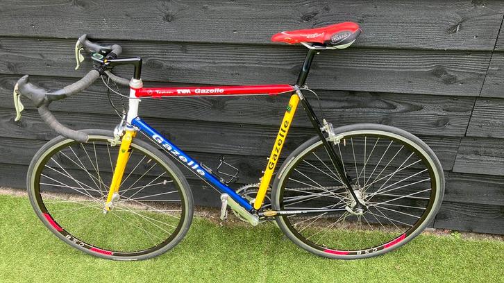 Gazelle racefiets TVM team uitvoering, Fietsen en Brommers, Fietsen | Heren | Sportfietsen en Toerfietsen, Gebruikt, Gazelle, 15 tot 20 versnellingen