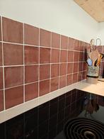 Ruim 2,5m2 donkerroze tegels 10x10, Ophalen, Nieuw, Minder dan 20 cm, Minder dan 20 cm