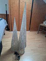 3 Kerstpiramides met lampjes, Ophalen, Kunststof, Kerst, Zo goed als nieuw