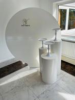 Backdrop, zuilen & etagères te huur, Ophalen, Zo goed als nieuw