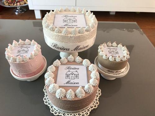 Decoratie sier taarten met Riviera Maison logo, Huis en Inrichting, Woonaccessoires | Overige, Nieuw, Ophalen