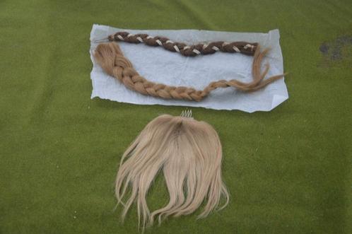 3 vintage echt haar haarstukken, 2 vlechten en een haarstuk, Sieraden, Tassen en Uiterlijk, Uiterlijk | Haarverzorging, Nieuw