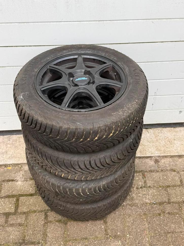 4x100 Winterbanden Velgen Vredestein C1 Aygo Up 108 i10, Auto-onderdelen, Banden en Velgen, Banden en Velgen, Winterbanden, 14 inch