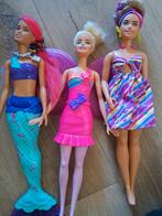 Barbiepoppen 3 stuks + accessoires en paart, Ophalen of Verzenden, Zo goed als nieuw