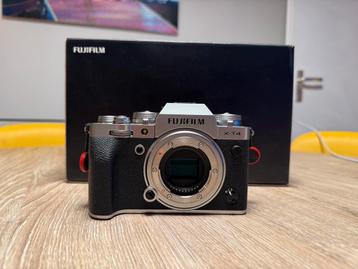 Fujifilm X-T4 body zilver beschikbaar voor biedingen