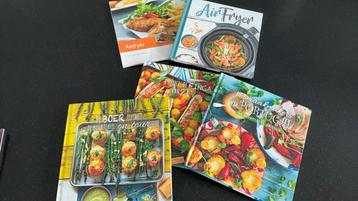 Diverse kookboeken beschikbaar voor biedingen