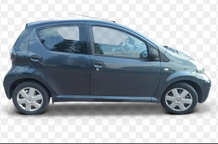 Te koop alle onderdelen van Toyota aygo of Toyota yaris, Auto-onderdelen, Carrosserie en Plaatwerk, Motorkap, Toyota, Voor, Ophalen of Verzenden