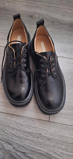 Nette plateau schoenen maat 39, Kleding | Dames, Schoenen, Ophalen of Verzenden, Zo goed als nieuw, Zwart, Sneakers of Gympen