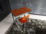 Vintage school bureau met stoeltje, Ophalen, Gebruikt, Tafel