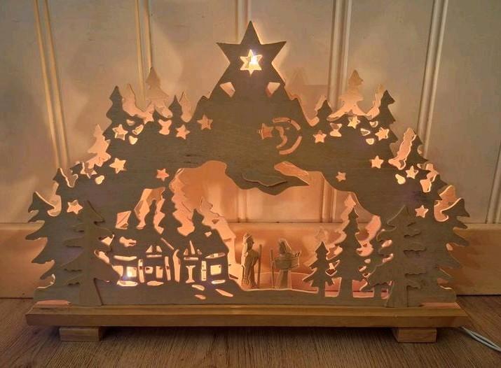 Lichtboog met handgesneden beeldjes, Diversen, Kerst, Ophalen of Verzenden