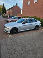 BMW 3-Serie 2.0 I 320 AUT 2009 Grijs, Automaat, Achterwielaandrijving, 1995 cc, 4 cilinders