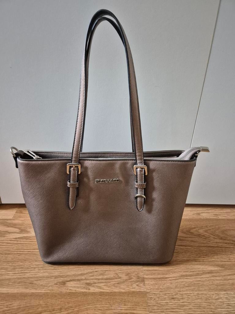 Flora & Co schoudertas Nora, Sieraden, Tassen en Uiterlijk, Tassen | Damestassen, Ophalen of Verzenden, Bruin, Schoudertasje