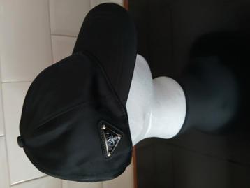 Prada cap nieuw  beschikbaar voor biedingen