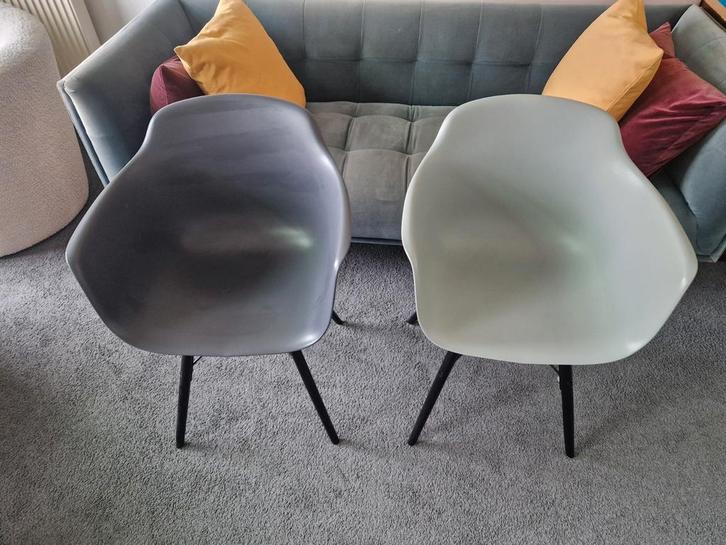 Twee Kuipstoelen - Design Klassiekers, Huis en Inrichting, Stoelen, Zo goed als nieuw, Twee, Overige kleuren, Ophalen